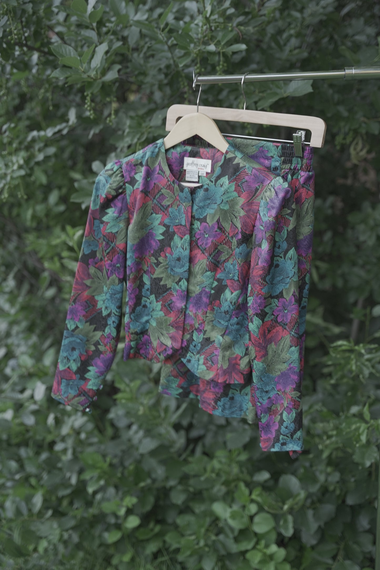 Multi-Color Floral Set