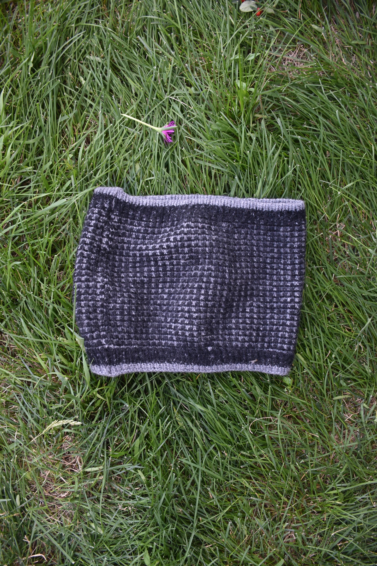 Chunky Knit Black and Grey Wool Scarf
